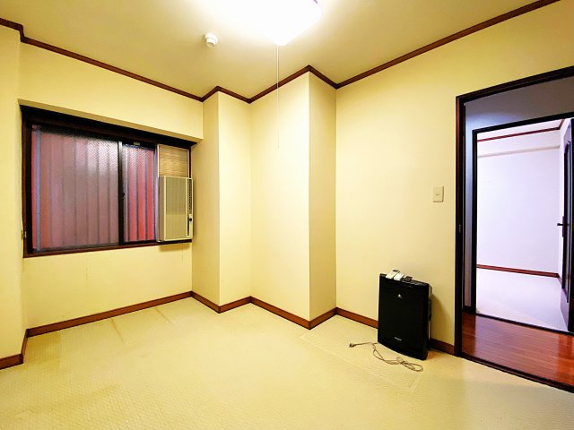 ロワジール伊東湯川の洋室