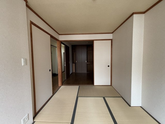 フェザー豊中マンションの内装