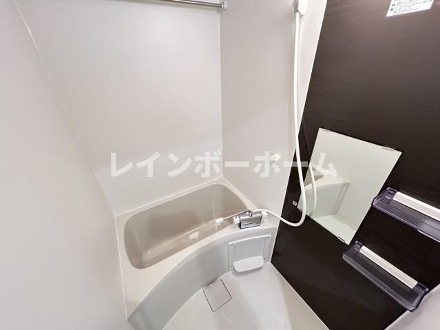CB吉川KAJIN　【仲介手数料：50％OFF】対象物件！の浴室|日々の疲れを癒すお風呂付です