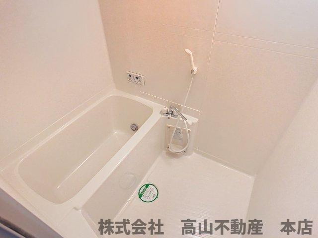 宗像市三郎丸３丁目のテラスの浴室
