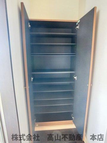 宗像市三郎丸３丁目のテラスの玄関