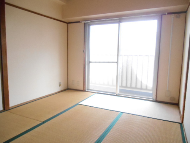 中村マンションの内装