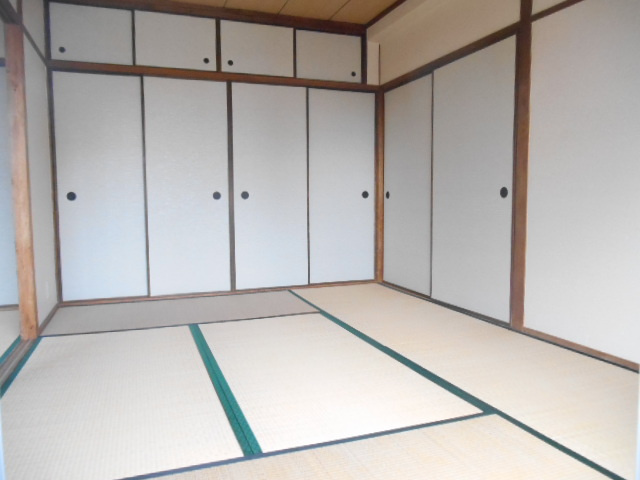 中村マンションの内装