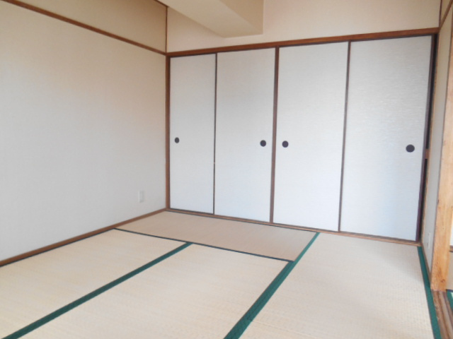 中村マンションの内装