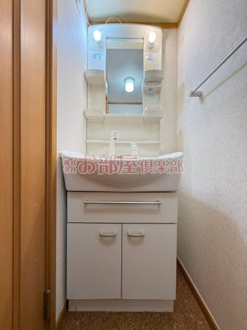 ビクトリア壱番館の洗面所|使いやすい洗面所です