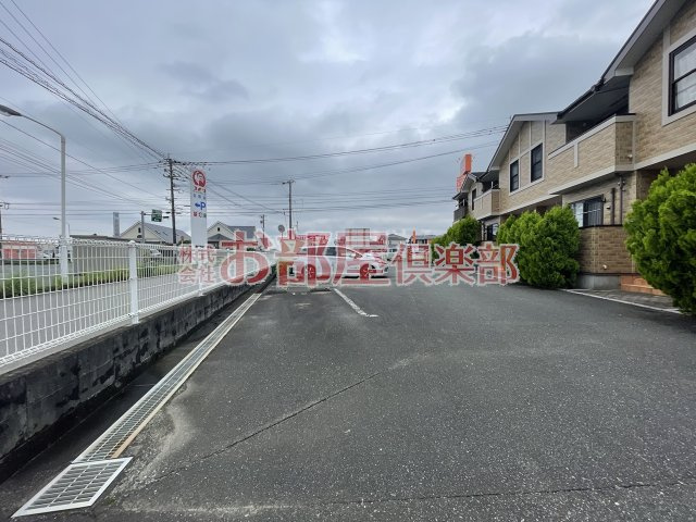 ビクトリア壱番館の駐車場|駐車場完備です
