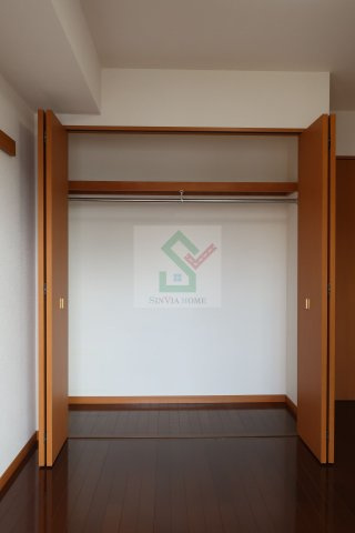 テック高野台の収納