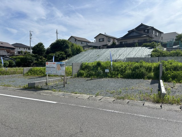 半田市亀崎常盤町2丁目　全5区画　C区画の前面道路含む現地写真|R8.6.18撮影　お好きなハウスメーカーで建築可能です☆