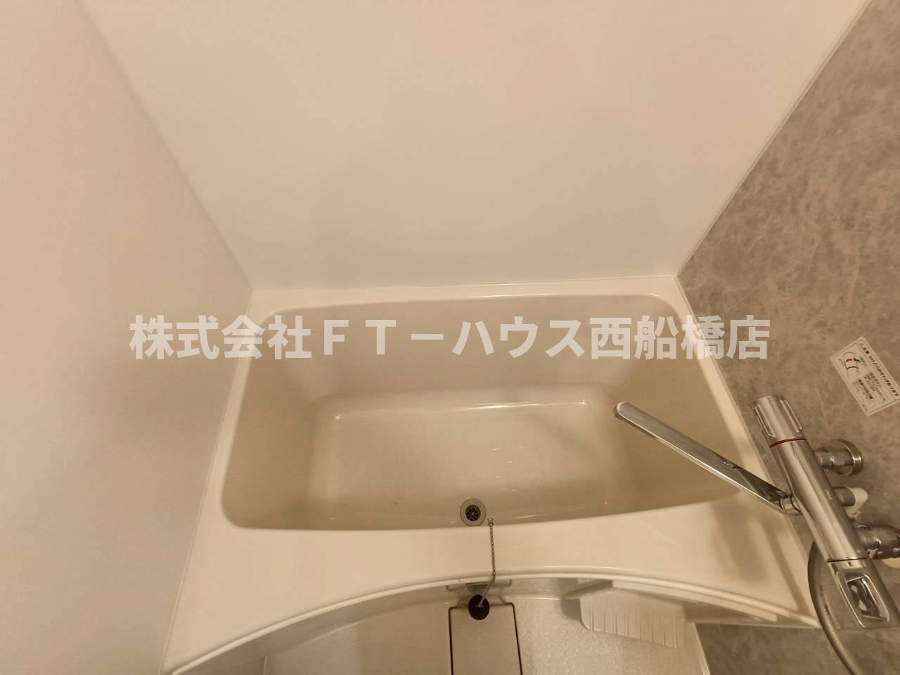 Alivis原木中山の浴室