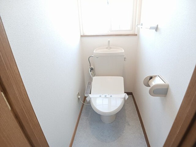 【トイレ】 | 仲介手数料無料！初期費用最安！サンウエストヒルズＤ | シンプルで使いやすいトイレです
