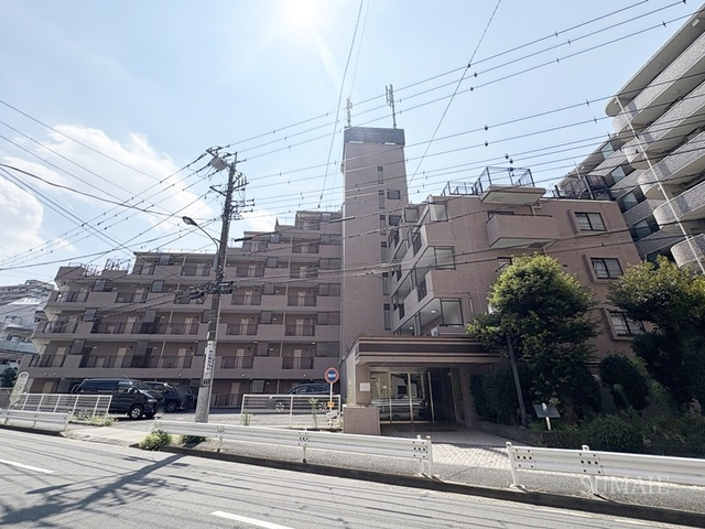 オーベルジュ桐ヶ丘の外観|鉄筋コンクリート造マンション☆