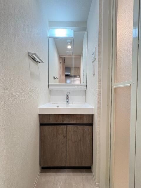 ドゥーエ新横浜の洗面所