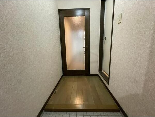 ラ・ロッカの玄関