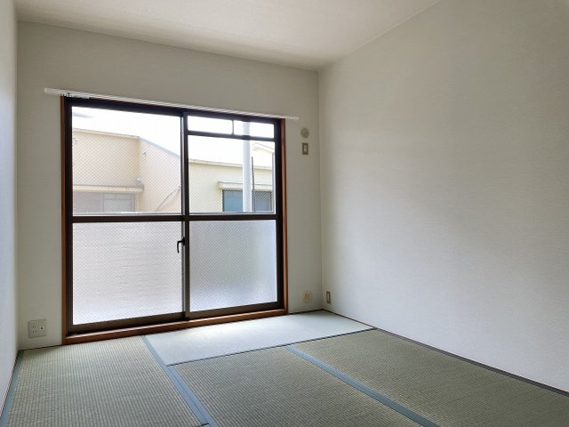 コスモハイツ上野の寝室