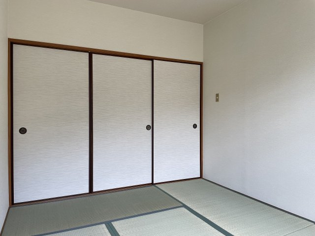コスモハイツ上野の寝室