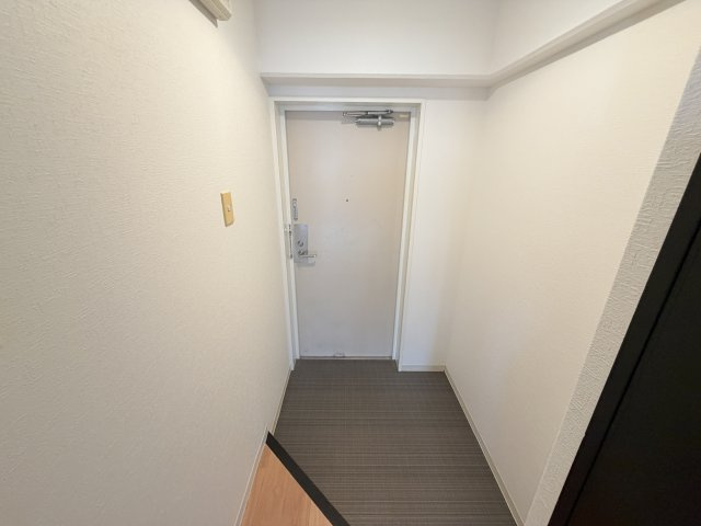プティ・ア・プティの玄関