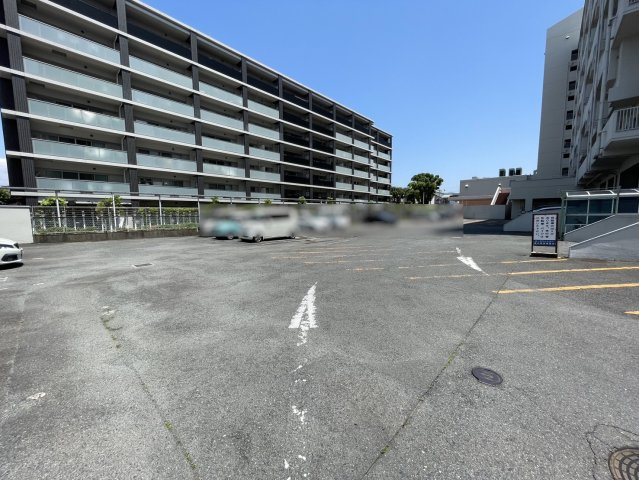 ◆京阪本線『藤森』駅徒歩１分◆２０２６年６月リフォーム完了◆南向き◆ローズマンション藤森A棟の駐車場|駐車場