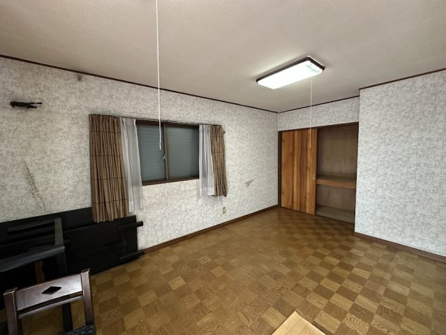 中古住宅　岩崎の洋室