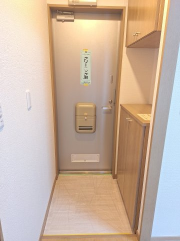 ルミエールＮの玄関
