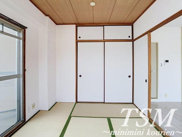 サンライズ成田の和室