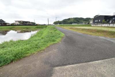 【前面道路含む現地写真】 | 霧島市隼人町内山田
