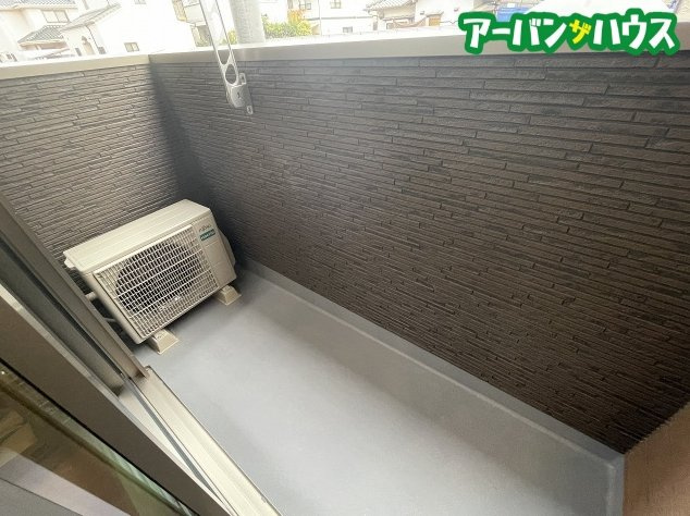 GRANDTIC 下伊福西町のバルコニー