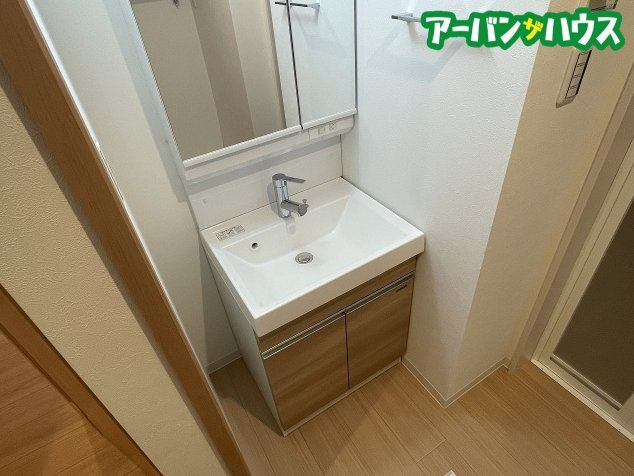 GRANDTIC 下伊福西町の洗面所