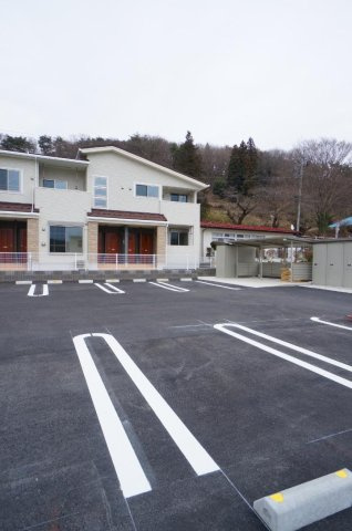 ピュアハウス　Ｄの駐車場
