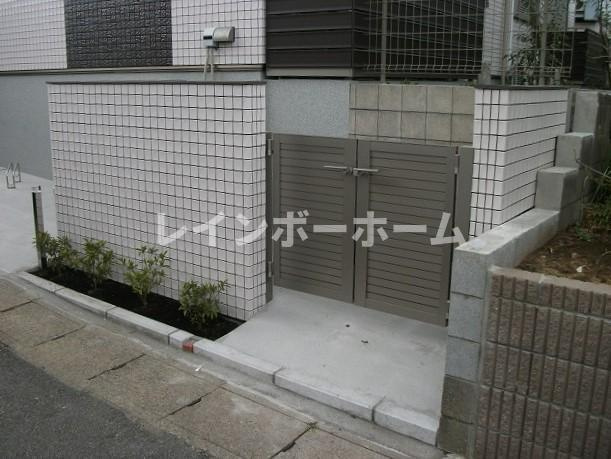 仲介手数料（賃料の1.10ヵ月）の50％OFF対象物件！のエントランス