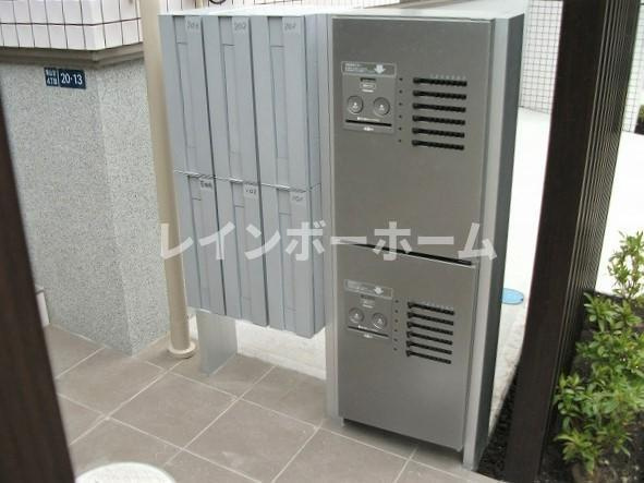 仲介手数料（賃料の1.10ヵ月）の50％OFF対象物件！のエントランス