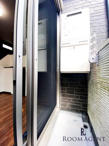 Creo庄内通六番館のバルコニー
