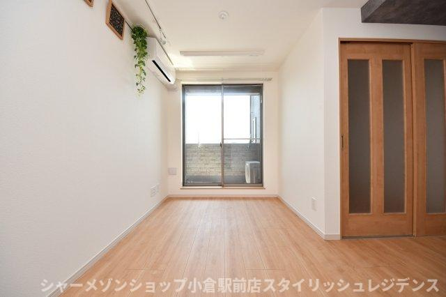 プルーム中原東の居間・リビング