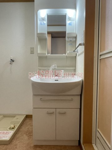 ポラリス弐番館の洗面所|使いやすい洗面所です