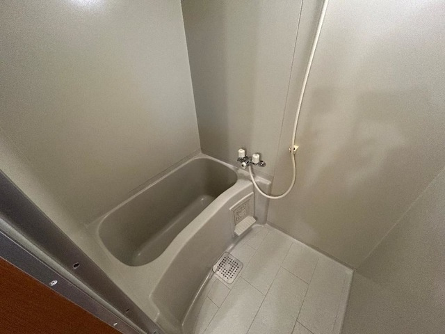 セピア　コンフォースの浴室