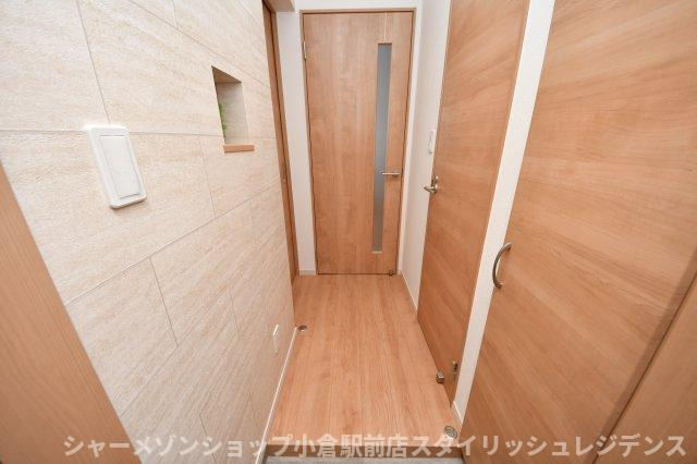 プルーム中原東の玄関