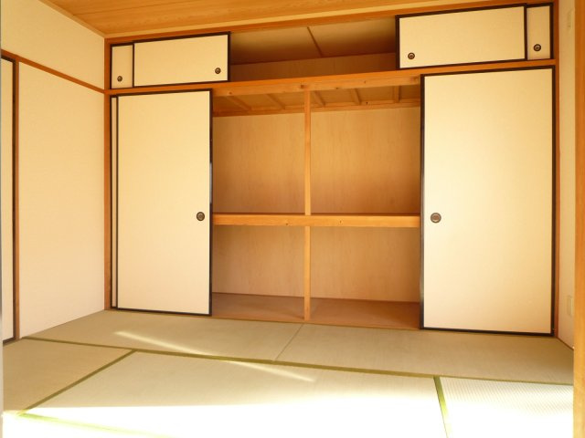 ハピネス幸の収納|小物を収納するのに便利です