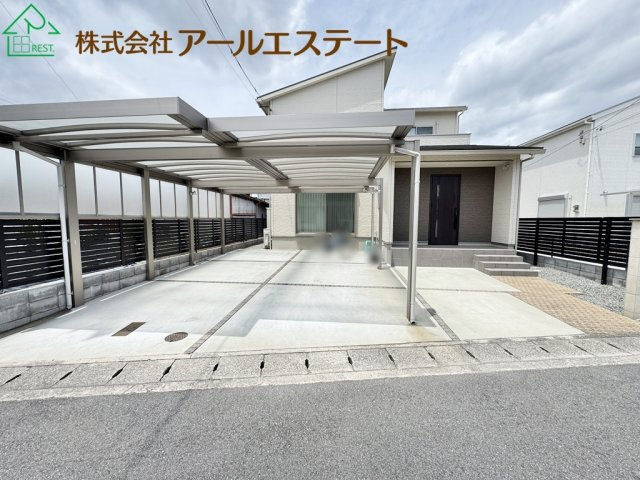 姫路市大津区勘兵衛町2丁目　　　山陽電鉄「平松駅」徒歩16分の玄関