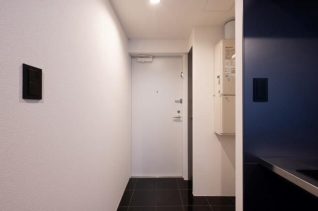 ルクレ高田馬場の玄関