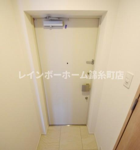 台東区日本堤２丁目の賃貸マンションの玄関