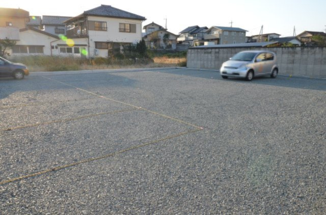 コスモメゾンⅠの駐車場