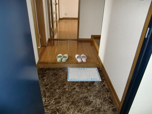 サウスグランデ曽根の玄関