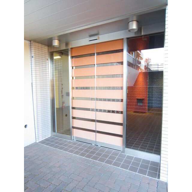 エスポワール松風台Ⅲ番館のエントランス