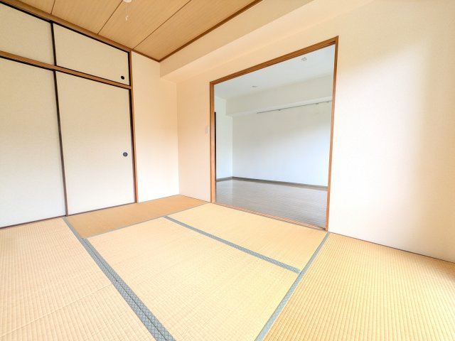 エスポワール松風台Ⅲ番館の和室
