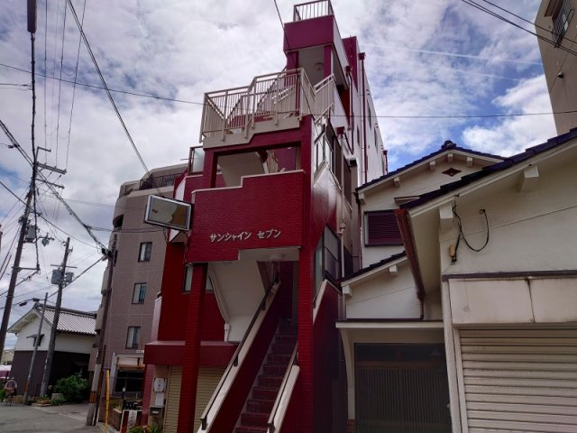 サンシャインセブンのエントランス