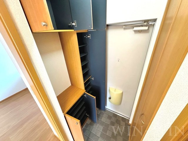エターナル ポートの玄関|イメージ（同建物内別部屋の写真です）