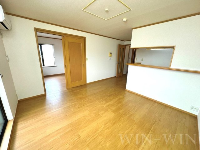 エターナル ポートの居間・リビング|イメージ（同建物内別部屋の写真です）