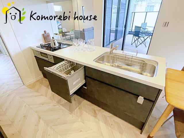大宮南中野　新築一戸建て　ルシェール　Gのキッチン|キッチンでお料理をお楽しみください