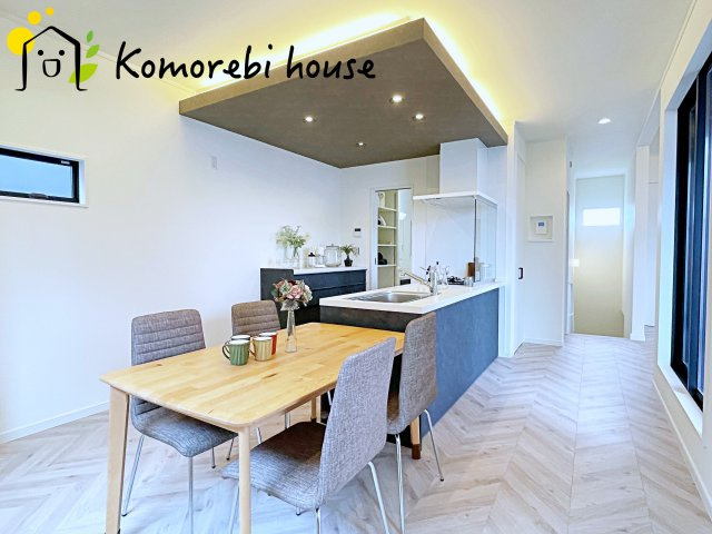 大宮南中野　新築一戸建て　ルシェール　Gの居間・リビング|おしゃれなリビングです