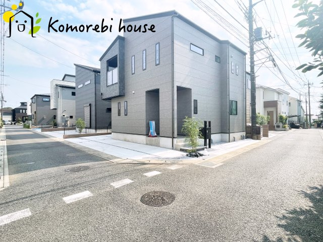 大宮南中野　新築一戸建て　ルシェール　Gの前面道路含む現地写真|前面道路含む現地写真です