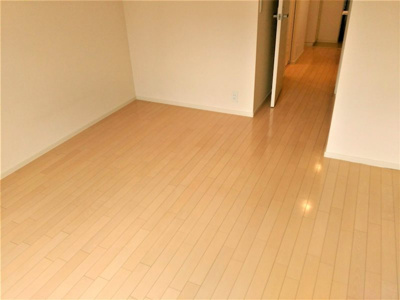 【寝室】 | コンフォート武蔵小杉 | 家具を配置しやすい人気の間取りです♪
